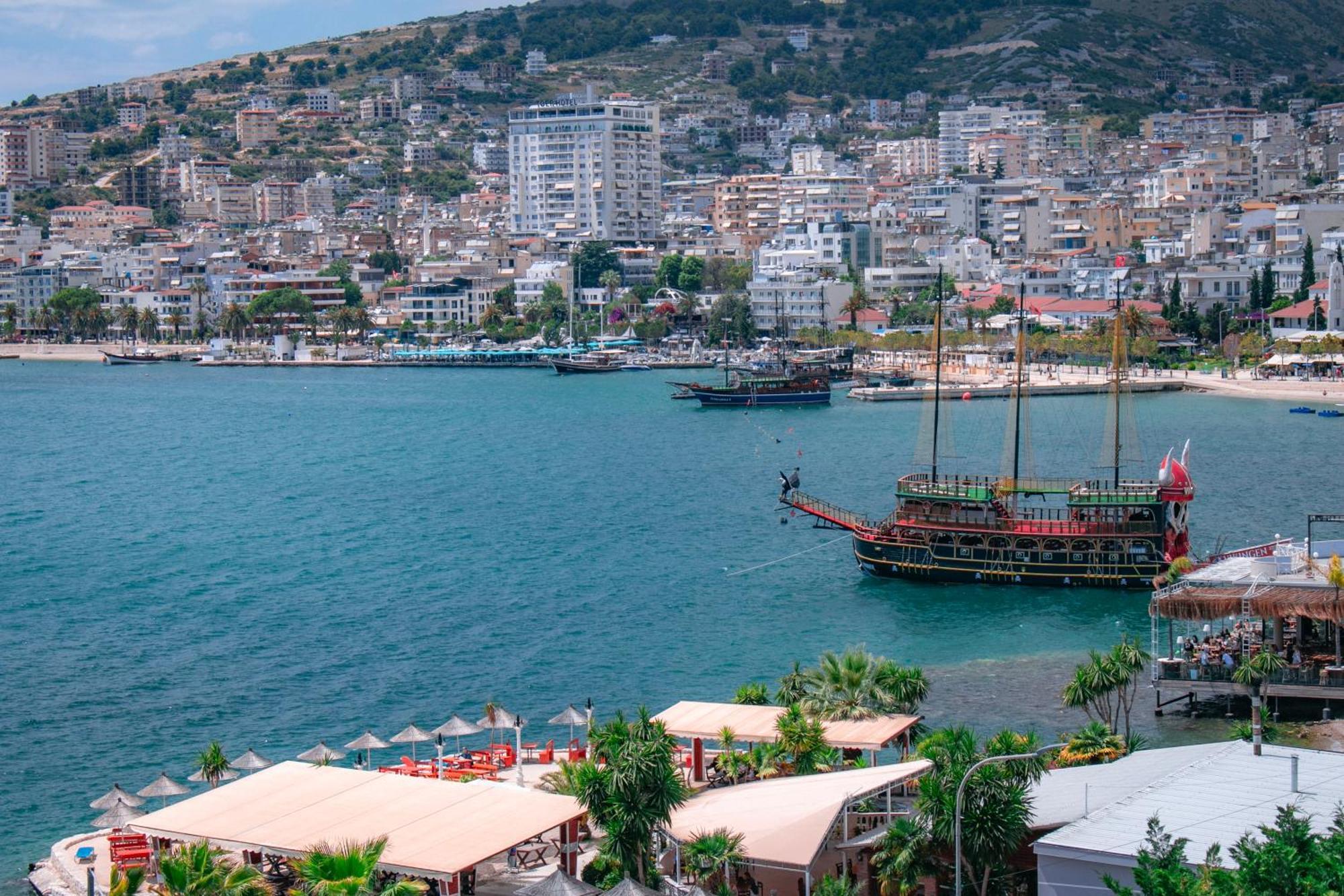 Hotel Fron Sarandë Exterior foto